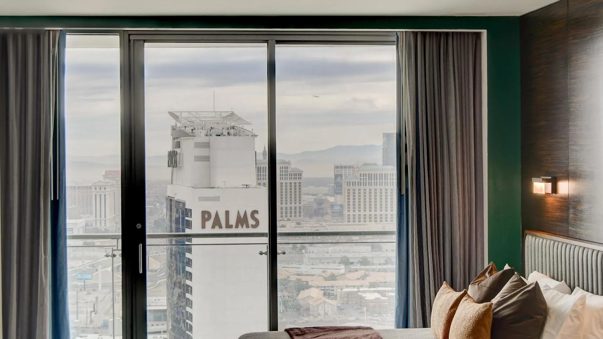 37Th Floor Studio Strip View Palm Place Resort Las Vegas Apart Otel