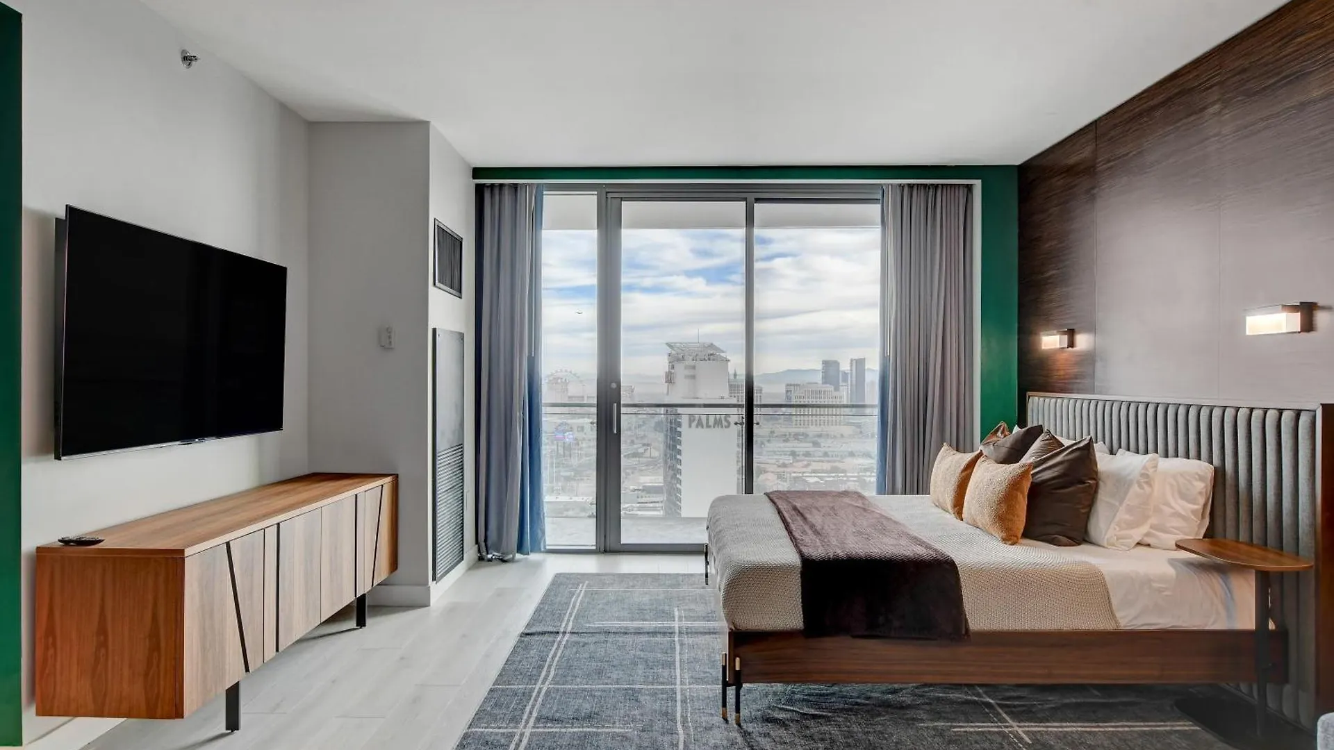 37Th Floor Studio Strip View Palm Place Resort Las Vegas